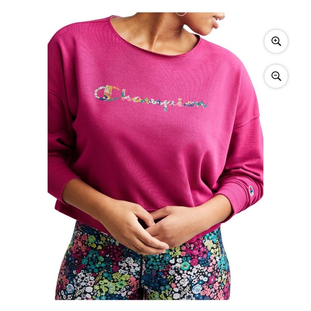 NEW Champion Sweatshirt French Terry Floral Logo Raw Neckline Pink Women’s M